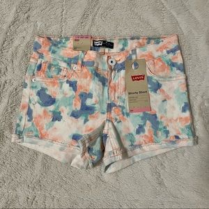 NWT Levi Shorty Shorts / Size 12
